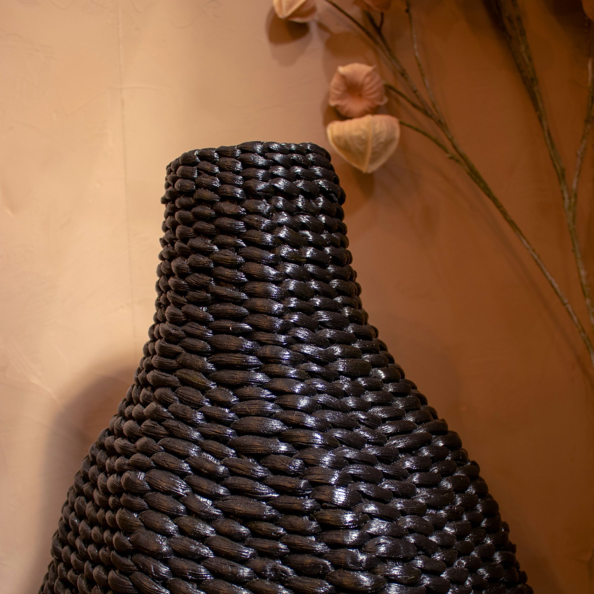 Jarre noire en jacinthe d'eau h57cm AMANI