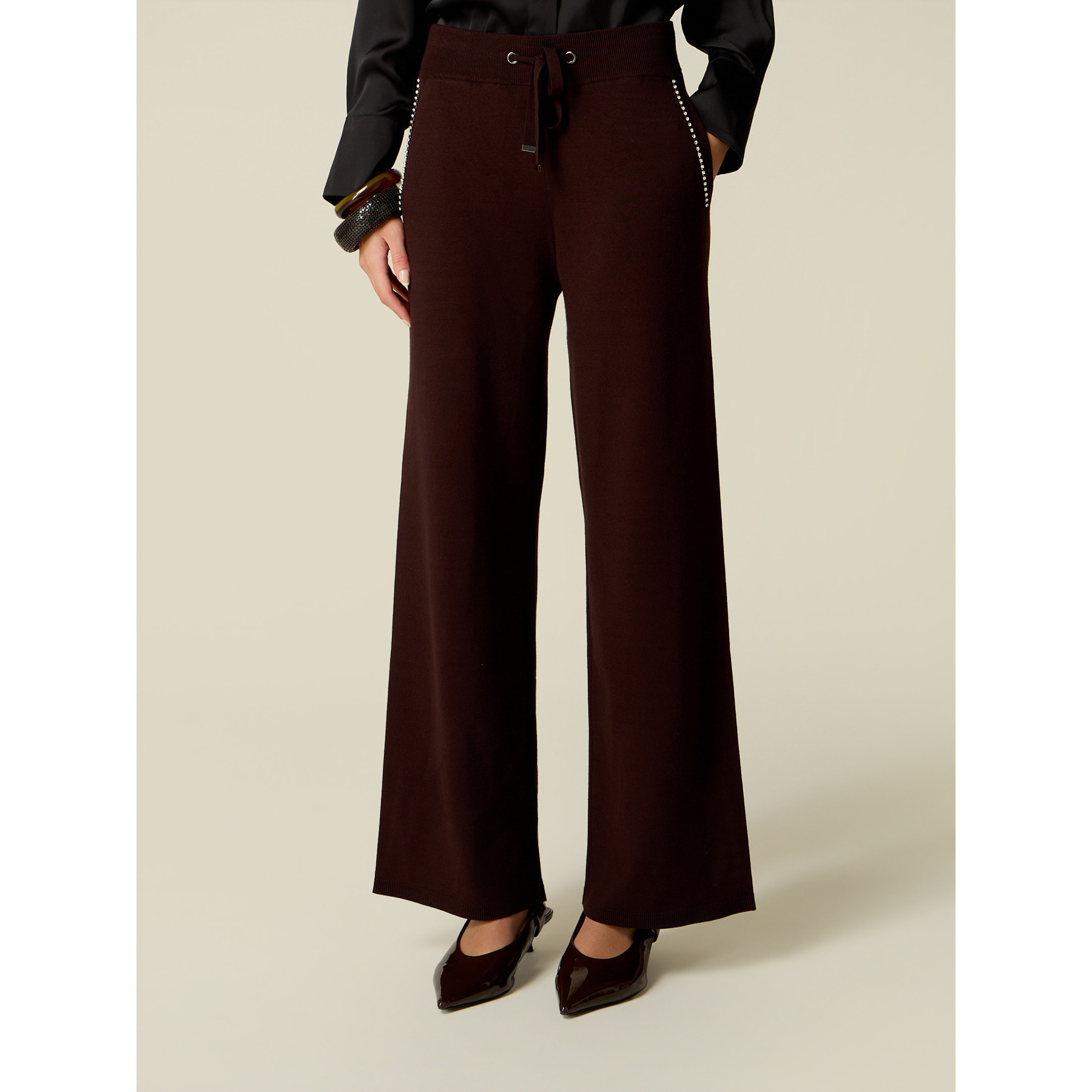 Oltre - Pantaloni palazzo in maglia con castoni - Marrone