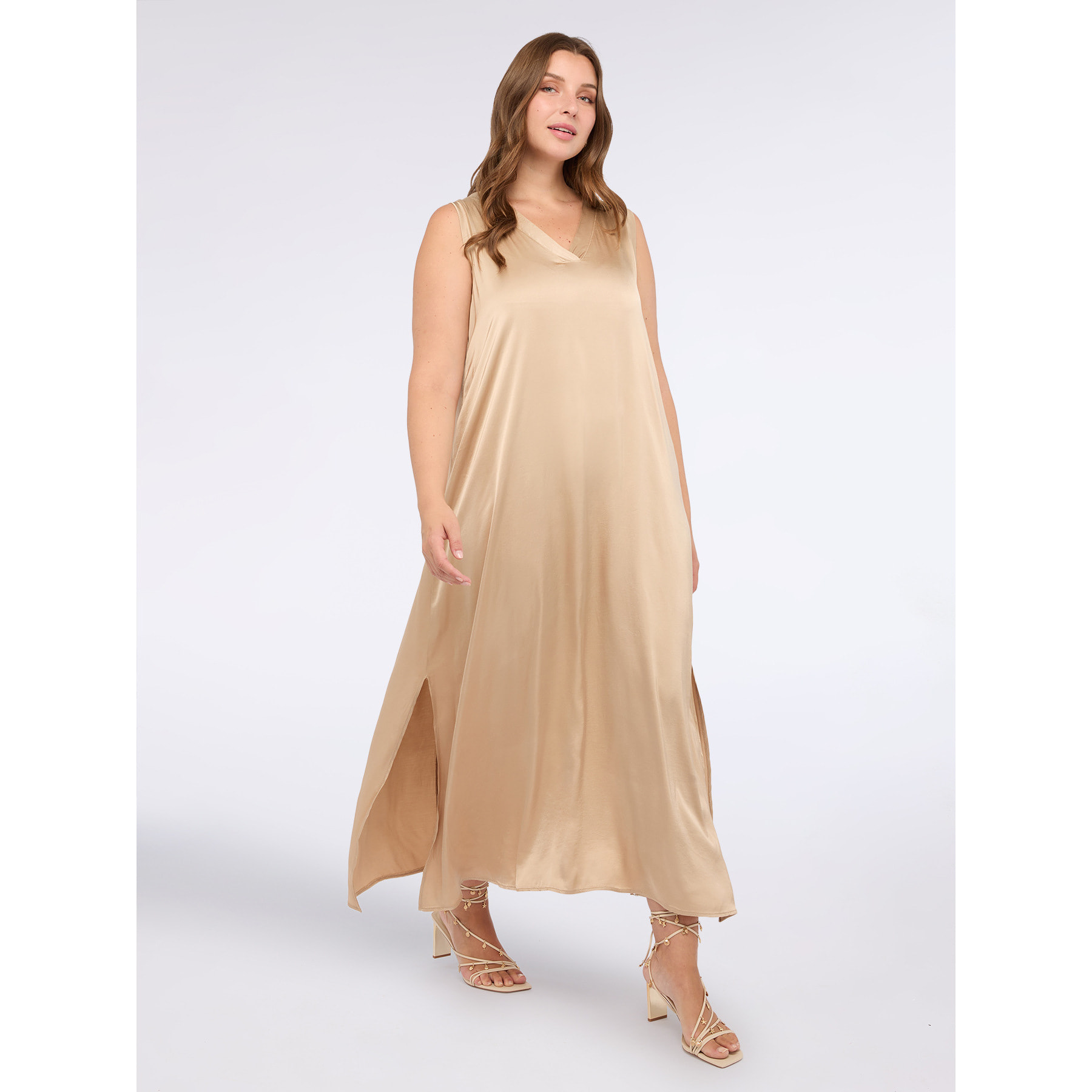 Fiorella Rubino - Vestido largo de satén elástico con escote en V - Oro