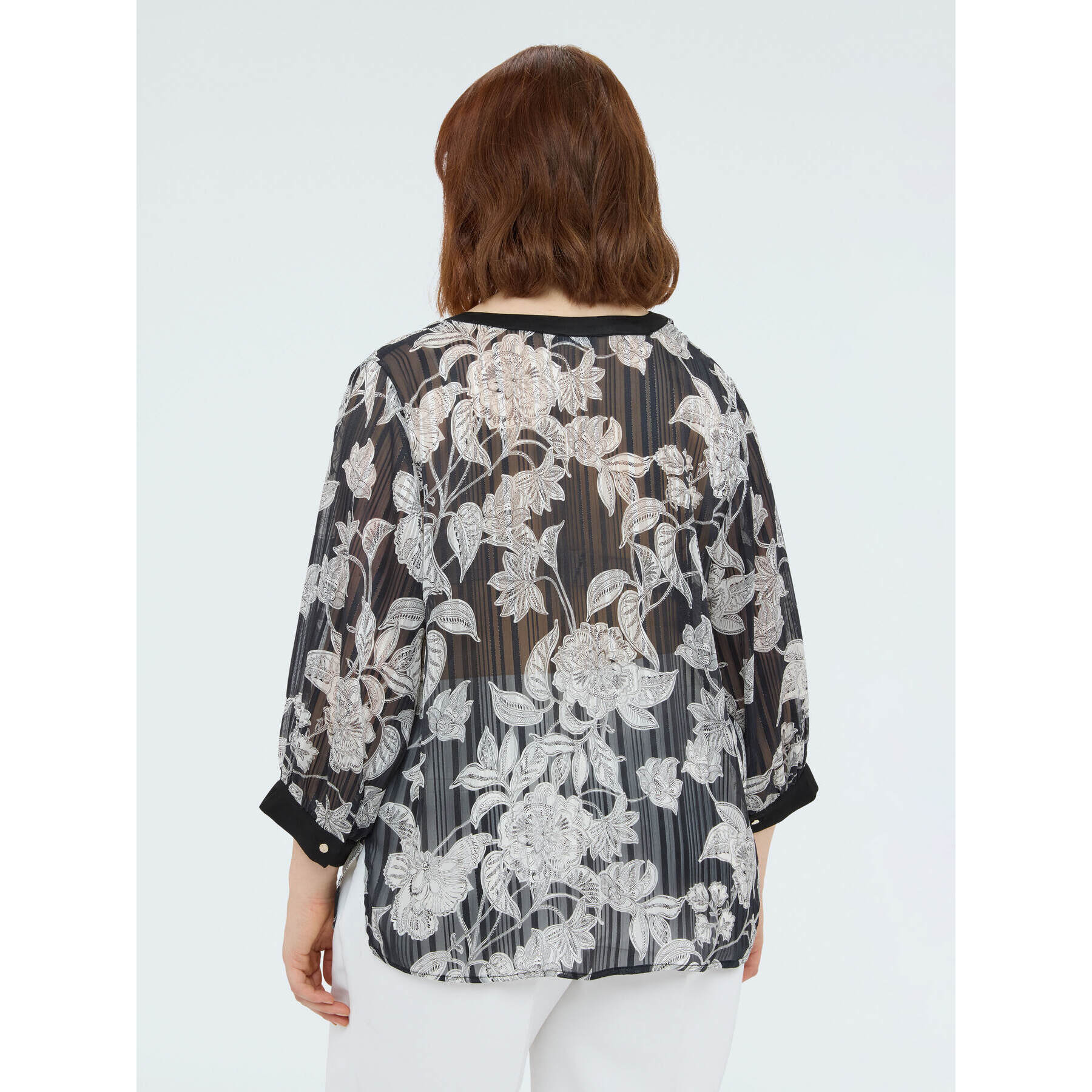 Fiorella Rubino - Blusa de crepón con estampado floral - Negro
