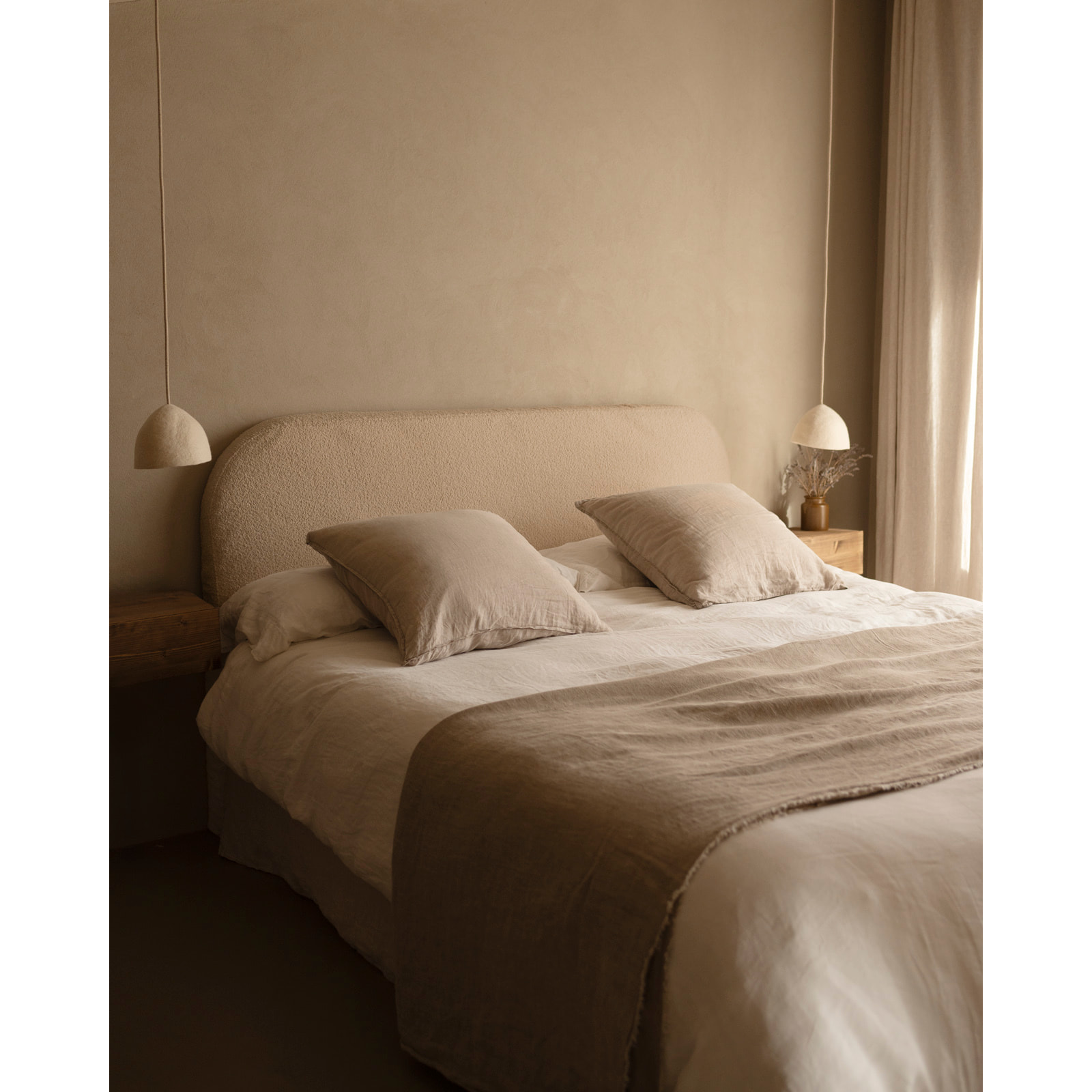 Housse pour tête de lit en bouclé beige en différentes tailles