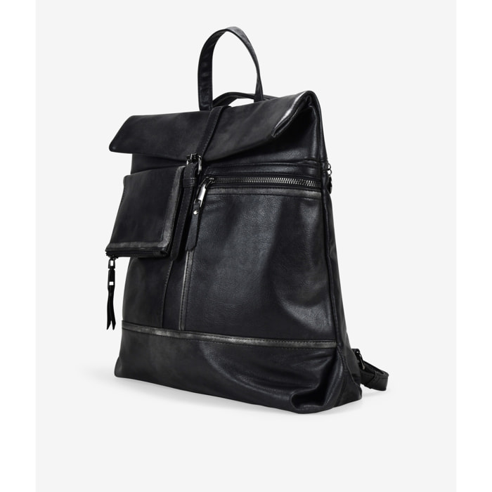 Mochila antirrobo negra con solapa decorativa