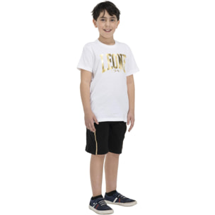 Traje infantil dorado.