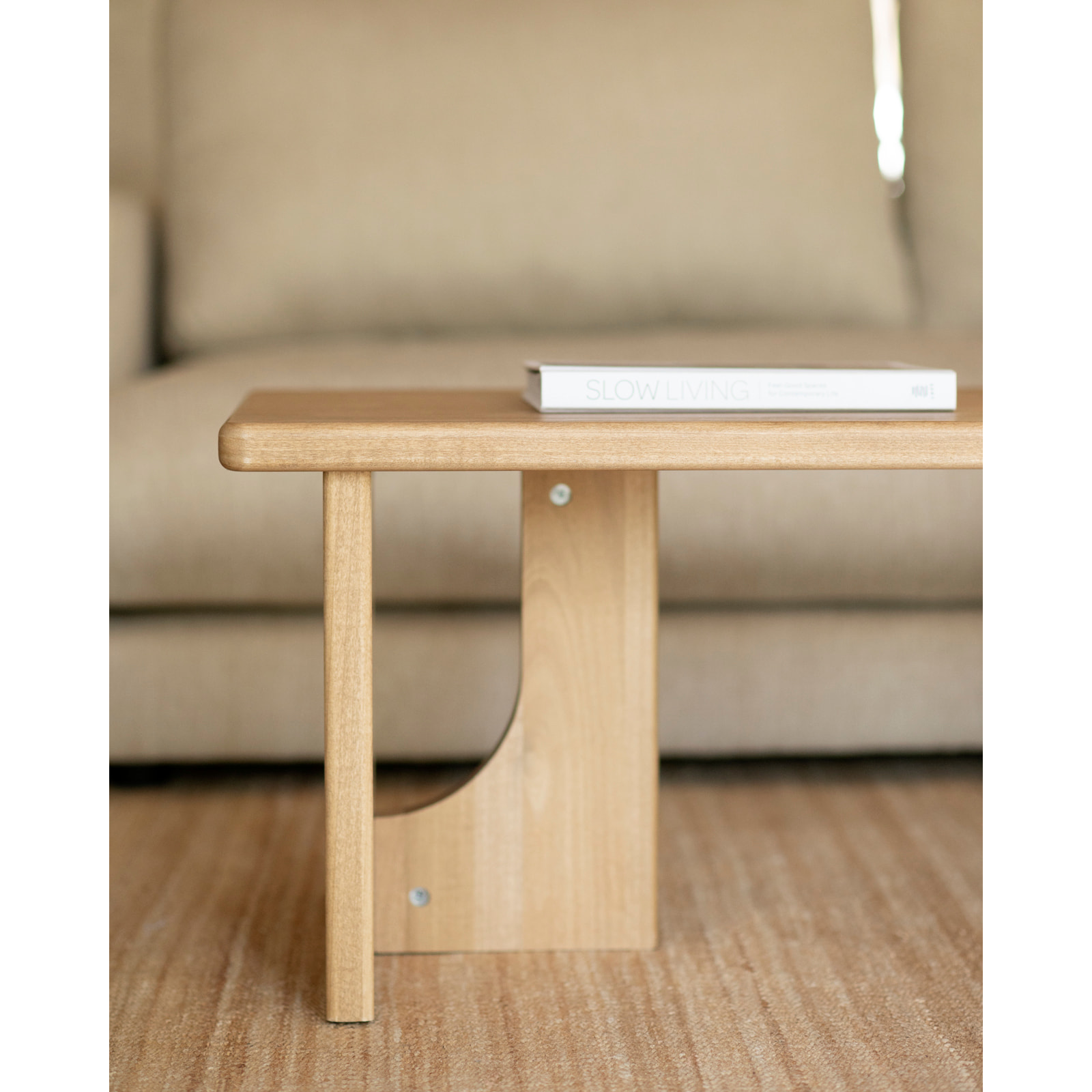 Mesa de centro de madera maciza de álamo en 120x50cm Alto: 40 Largo: 120 Ancho: 50