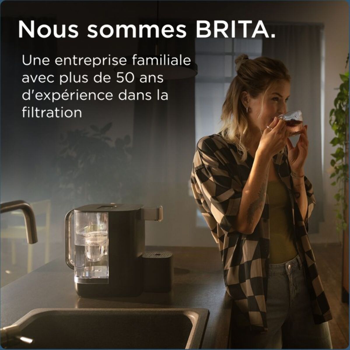 Fontaine à eau BRITA CUBE  avec filtre à eau MAXTRA PRO Exp
