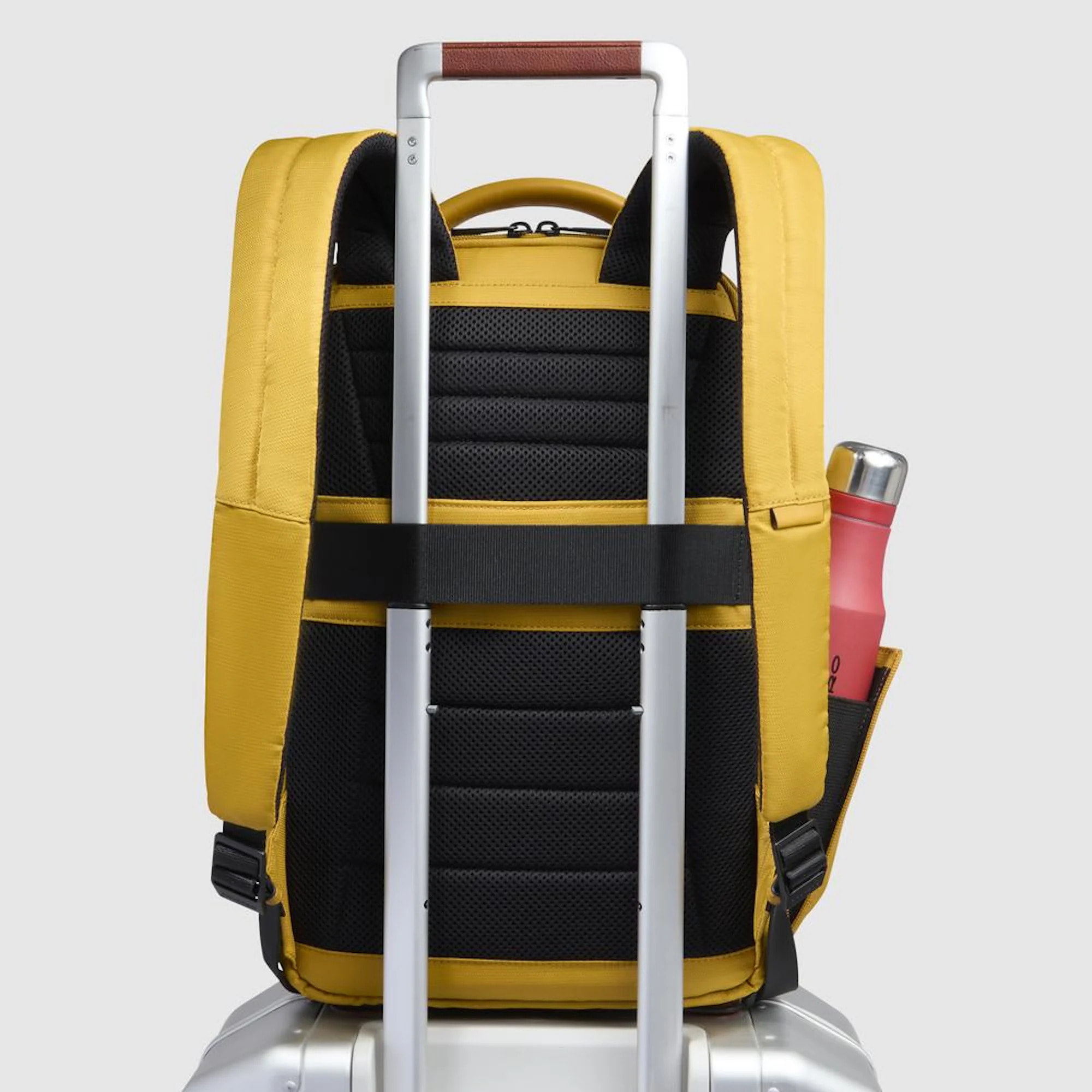 Piquadro Zaino da viaggio per PC e iPad® in tessuto e pelle, con protezioni antiurto e RFID