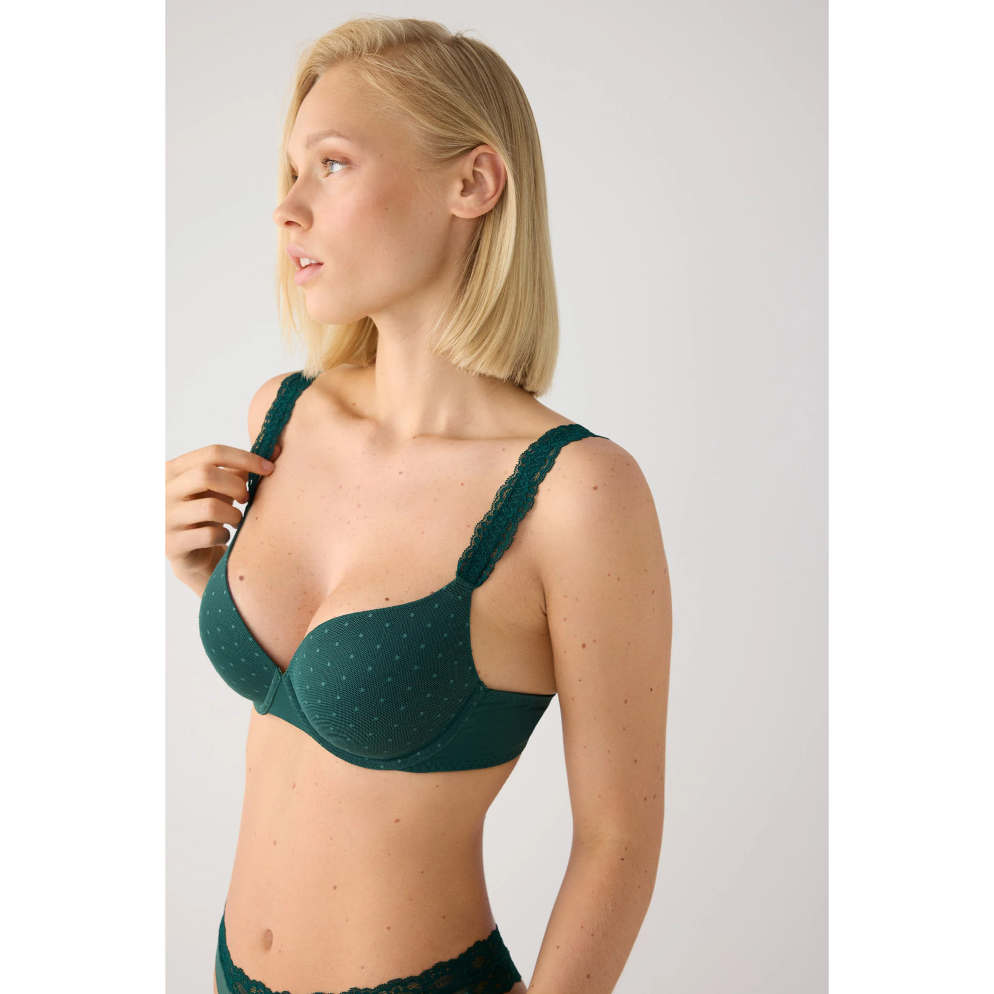 Reggiseno con ferretto e imbottitura