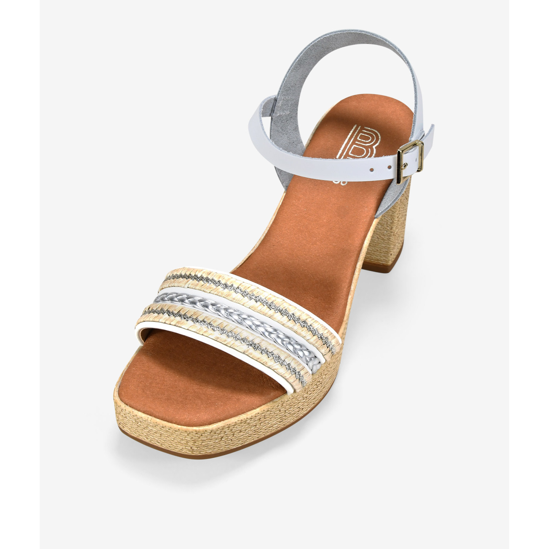 Sandalias blancas en piel con tacón efecto esparto