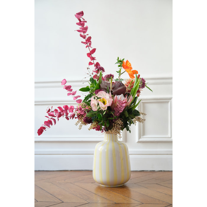 Milan – Vase décoratif rayé jaune en céramique
