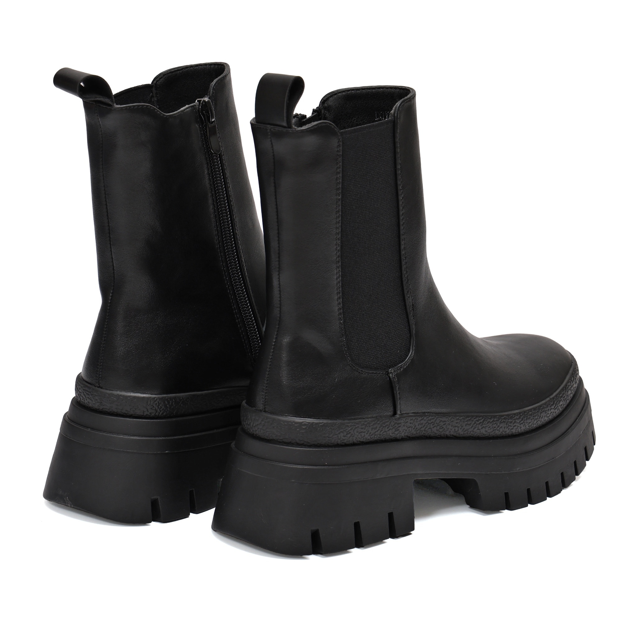 Stivaletto in simil pelle con fascia elastica