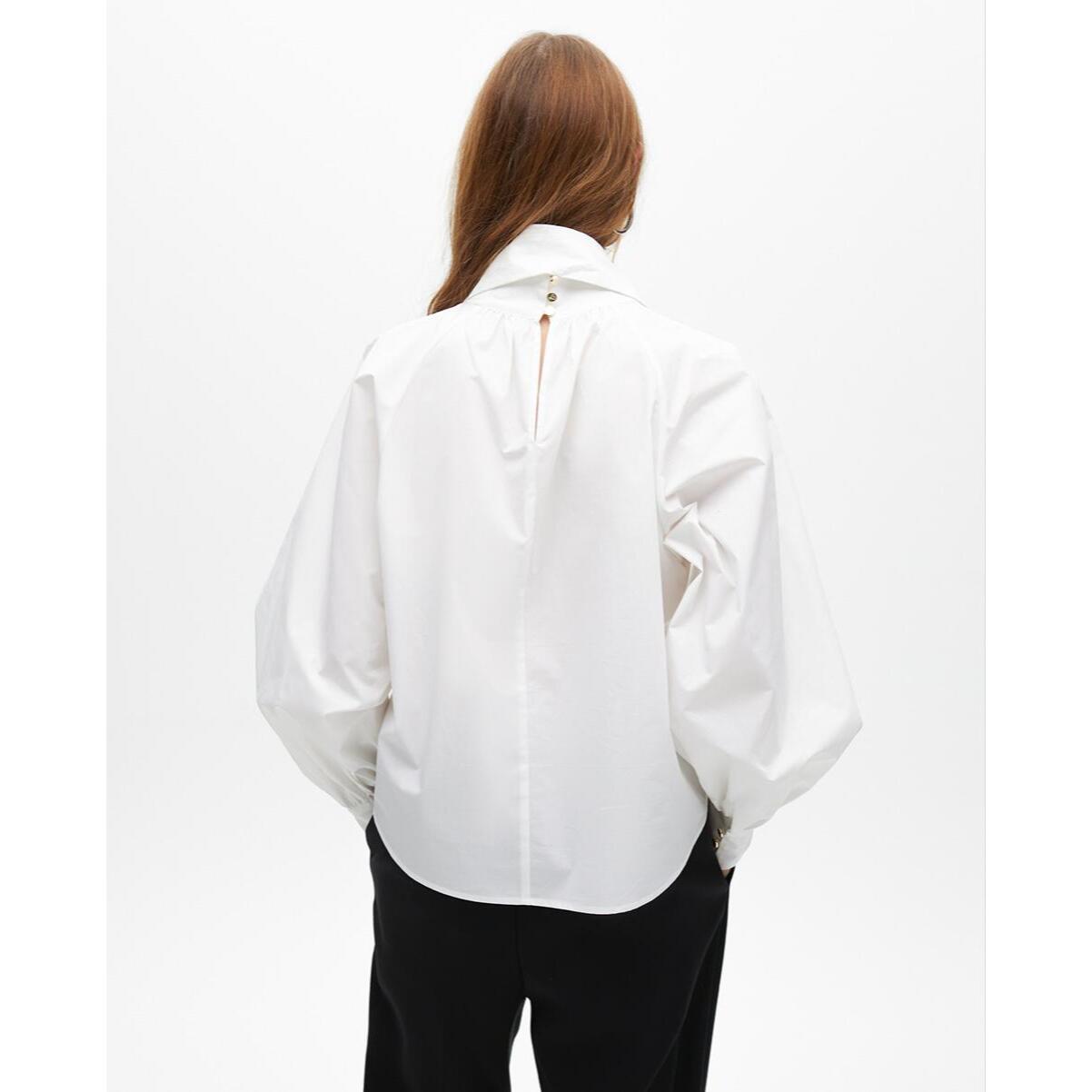 Camicia in popeline con fiocco e maniche a sbuffo