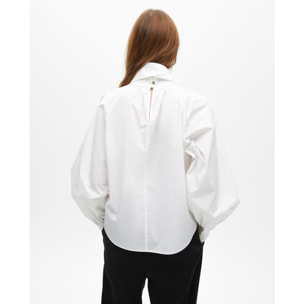 Camicia in popeline con fiocco e maniche a sbuffo