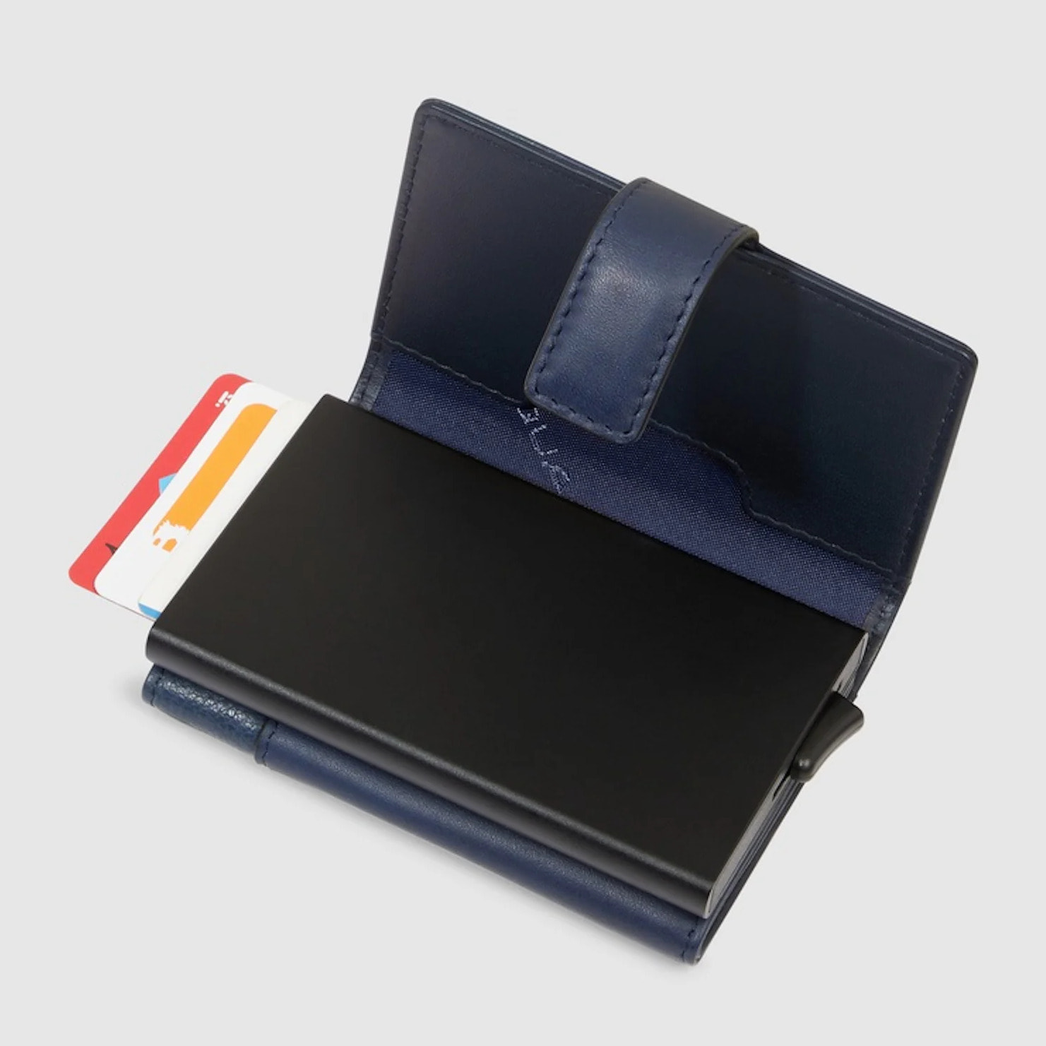 Piquadro Portacarte automatico in metallo e pelle, schermato con protezione RFID