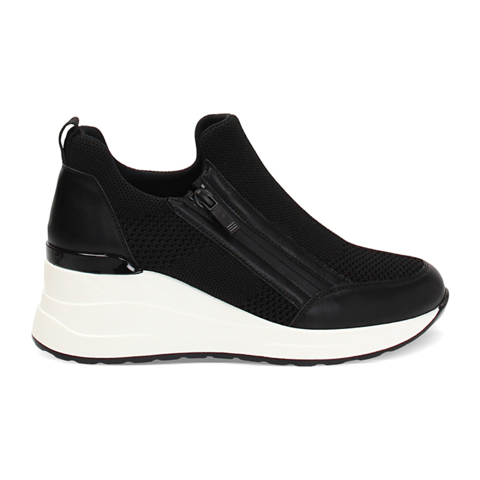 Slip on mujer negra en tela