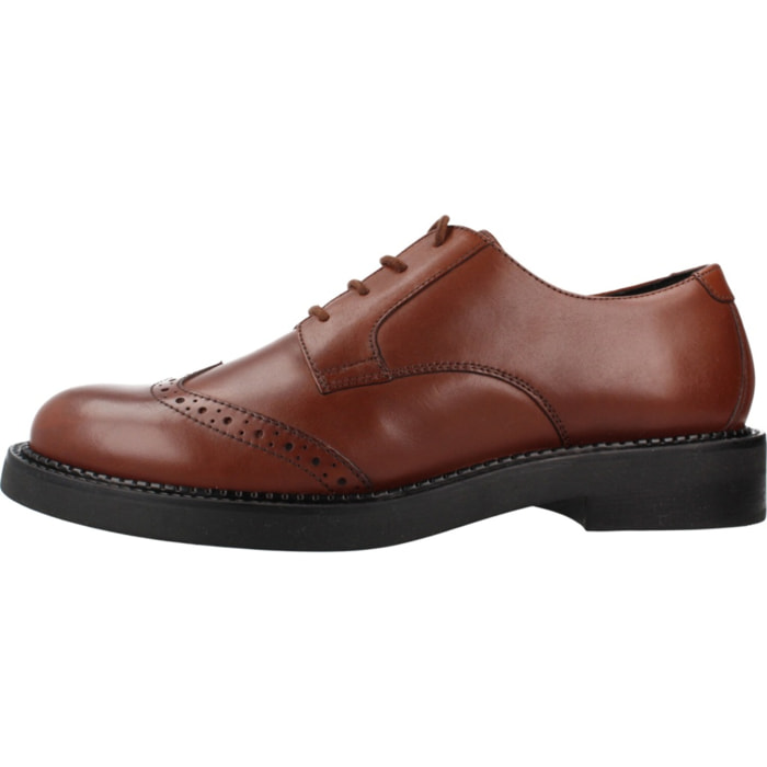Zapatos de Vestir Hombre de la marca GEOX  modelo D SERILDA MARRON