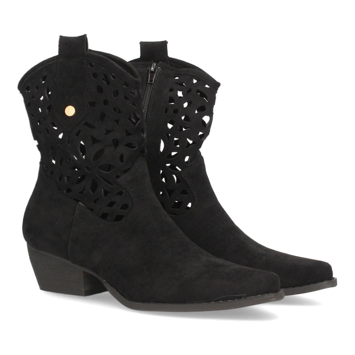 Botas cowboy caladas con tacón.