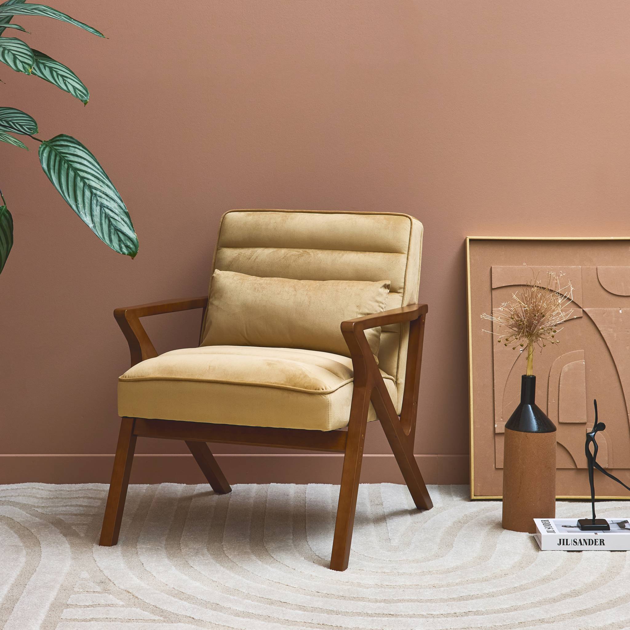 Fauteuil scandinave bois d'hévéa et velours camel