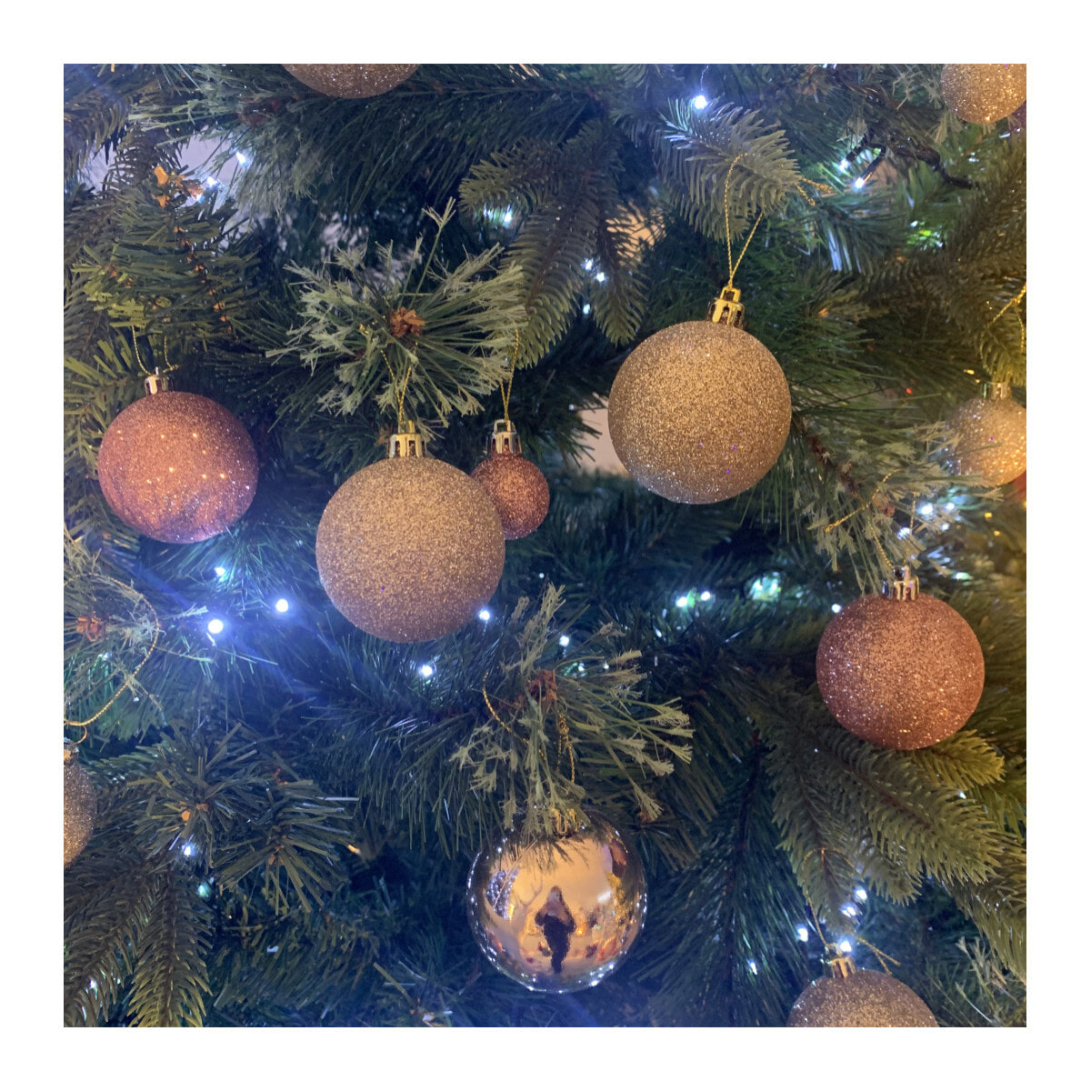 Coffret de 30 boules or et rose