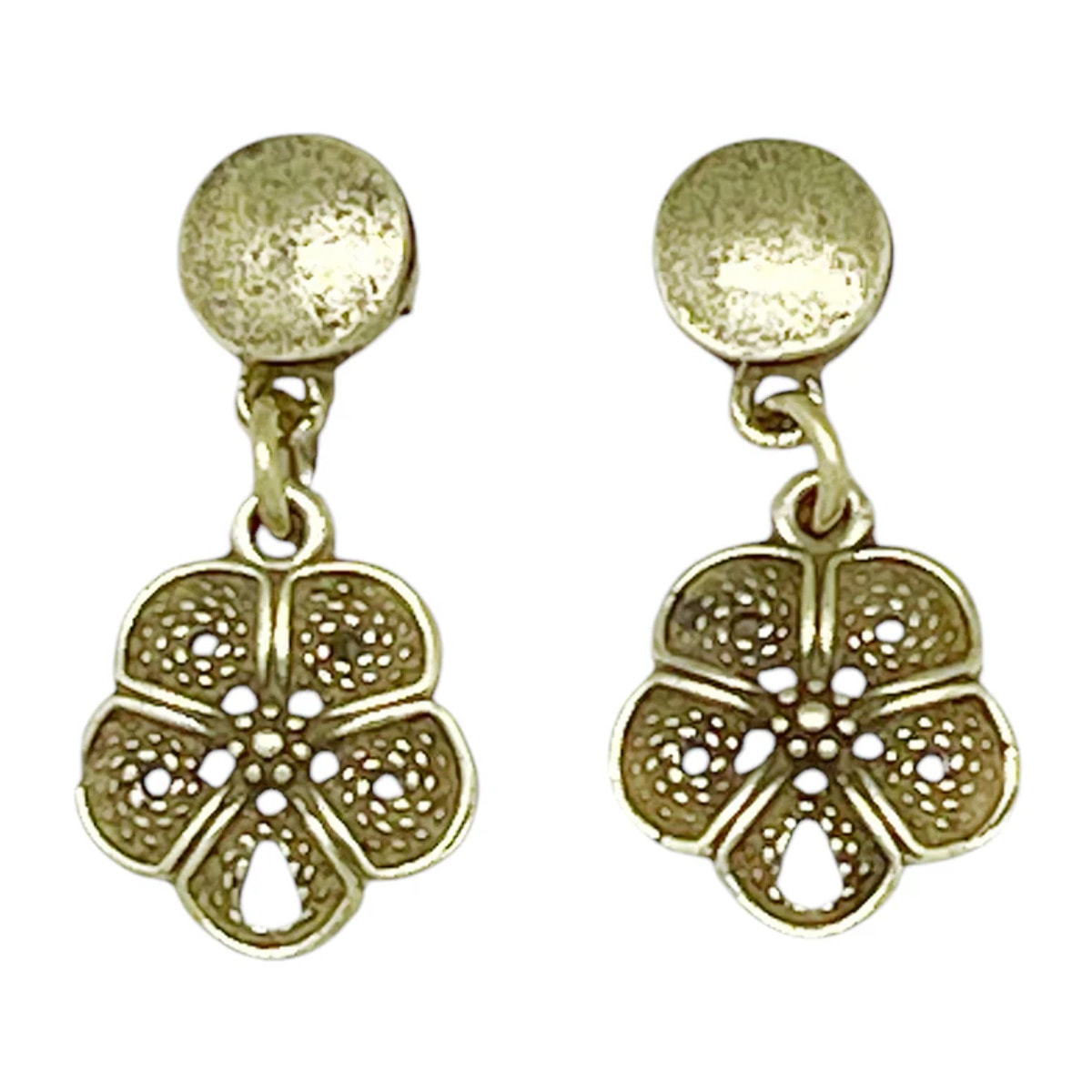 Pendiente Flor Cami en dorado relieve testura