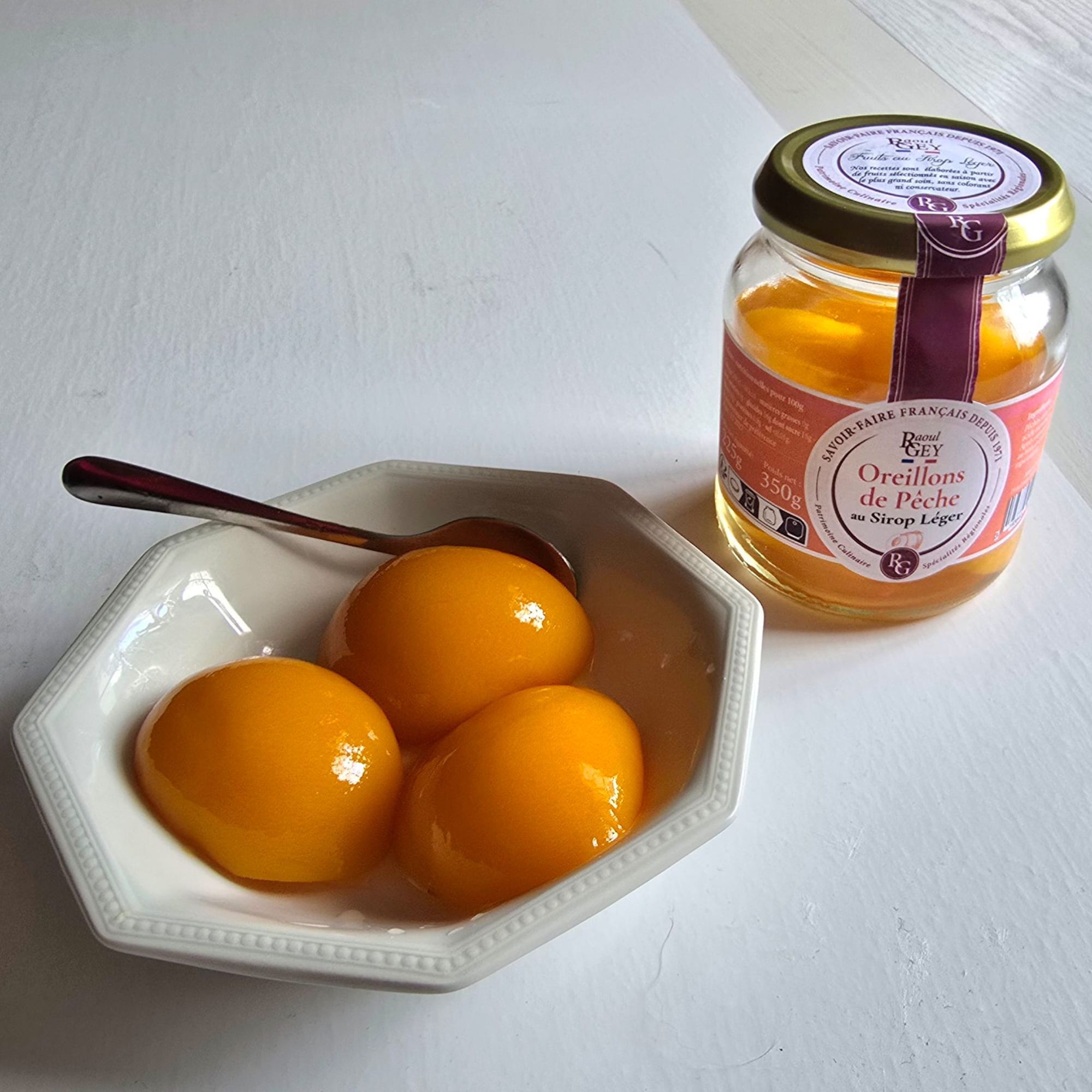 Oreillons de Pêches au Sirop Léger - 350g - France