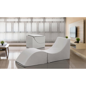 Letto pieghevole Andreina, Pouf trasformabile in letto singolo, 100% Made in Italy, Pouf trasformabile in una chaise longue in ecopelle, Cm 130x50h50, Bianco