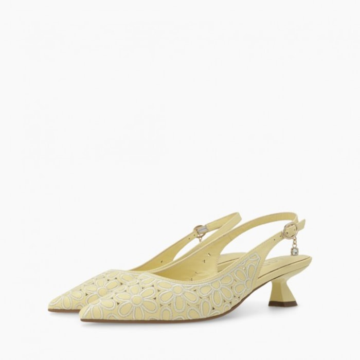 ZAPATOS DE SALÓN AMARILLOS A-VINA