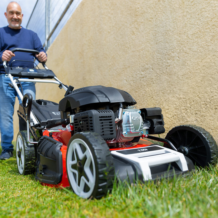 Cortacésped  autopropulsado motor 4 tiempos 224cc y 7.5cv -Greencut GLM880XE