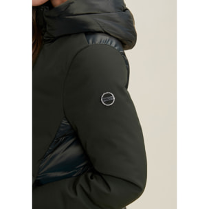 Piumino donna lunghezza media con inserti lucidi e opachi