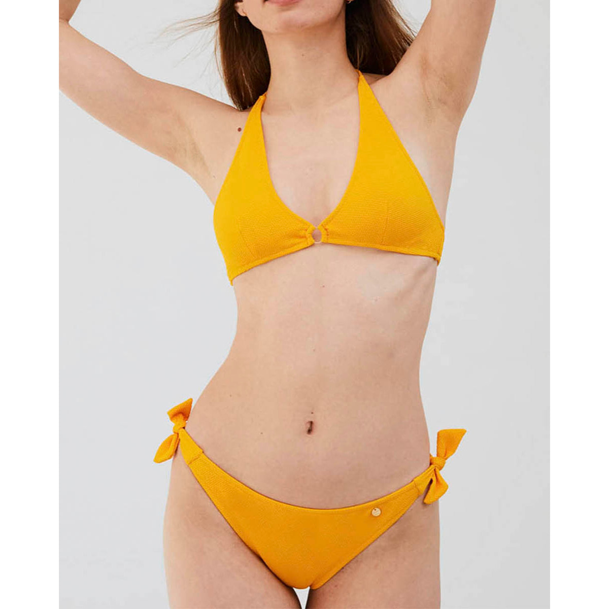 Top de bikini halter en tejido piqué