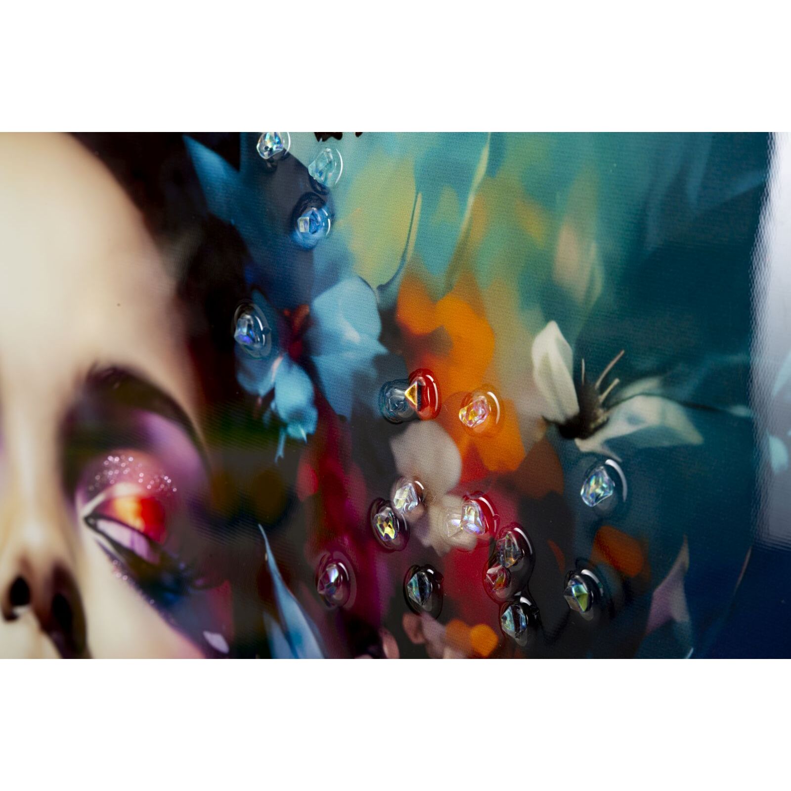 DIPINTO SU TELA LACCATO MARTY C/CORNICE -A- CM 62X4X92