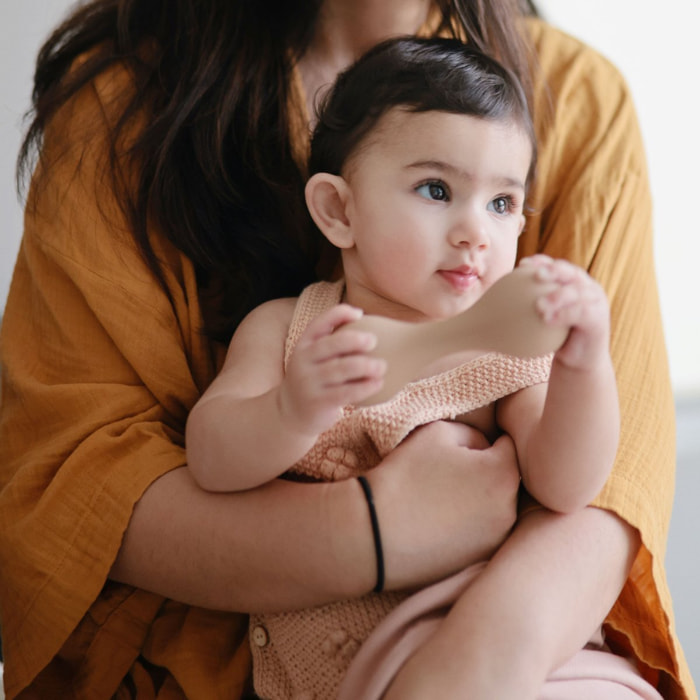 Mushie Sonajero Silicona Bebé Solid