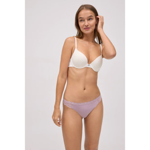 Slip brasiliano elasticizzato con pizzo lilla