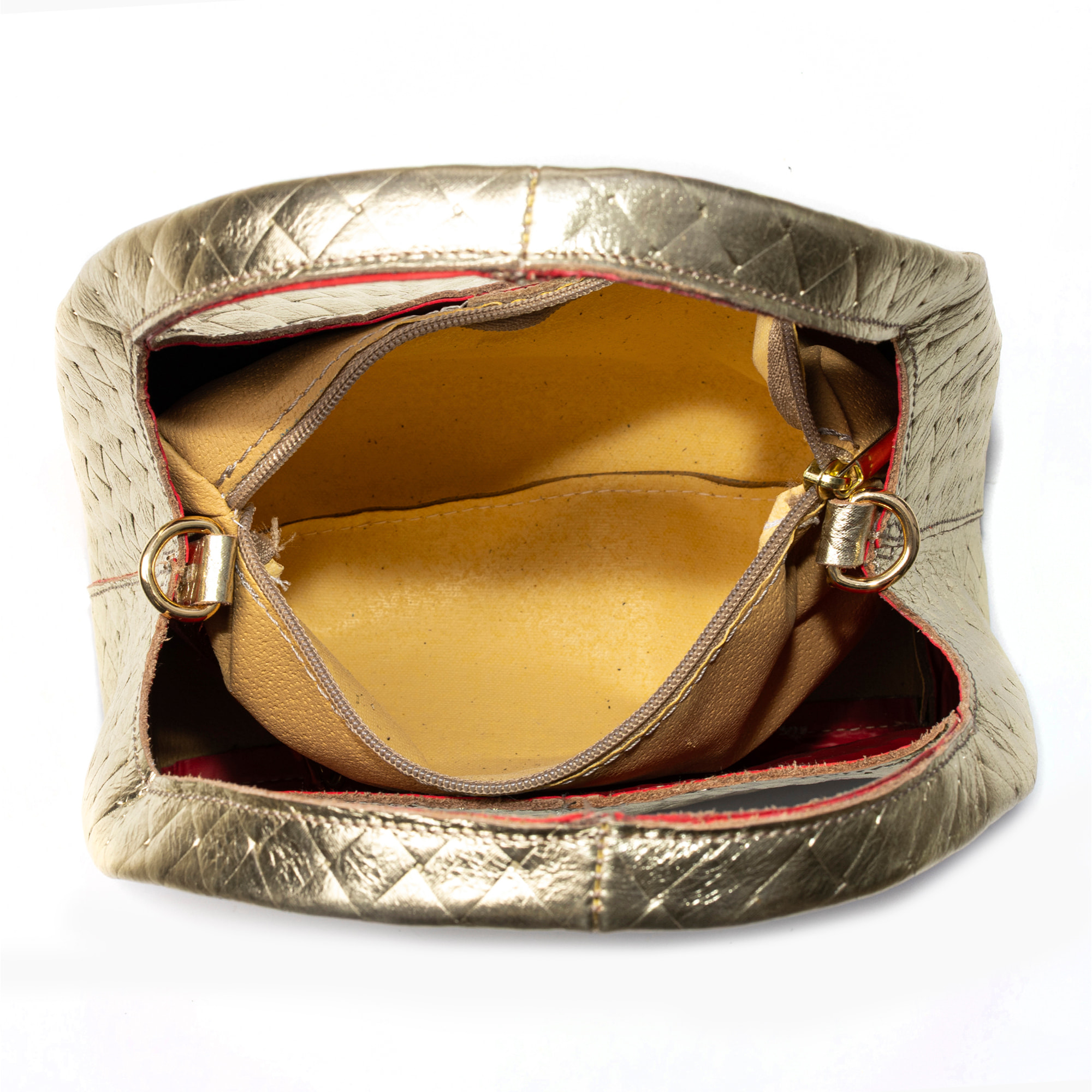 Aversa borsa a tracolla donna. Pelle scamosciata autentica con incisione intrecciata e finitura lucida.