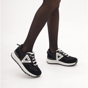 SNEAKERS RUNNING TRIANGLE NERO