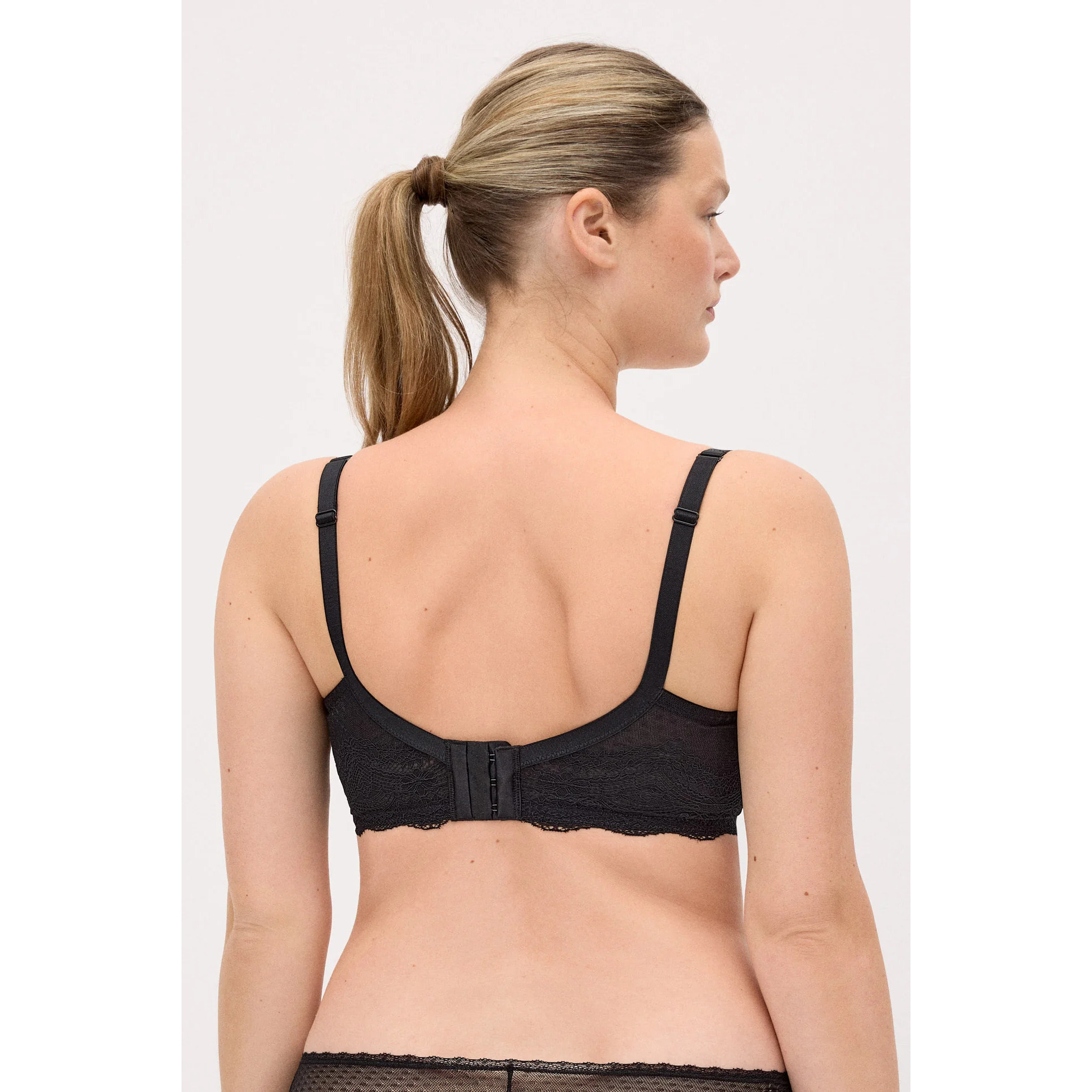 Reggiseno con ferrtto e imbottitura