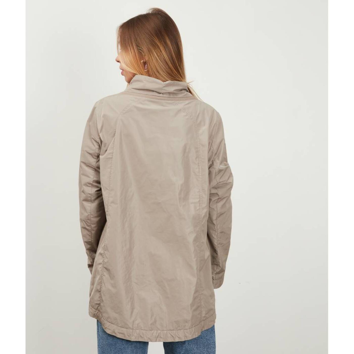 Chaqueta Mujer de la marca GEOX  modelo W9220V T2415 BEIS