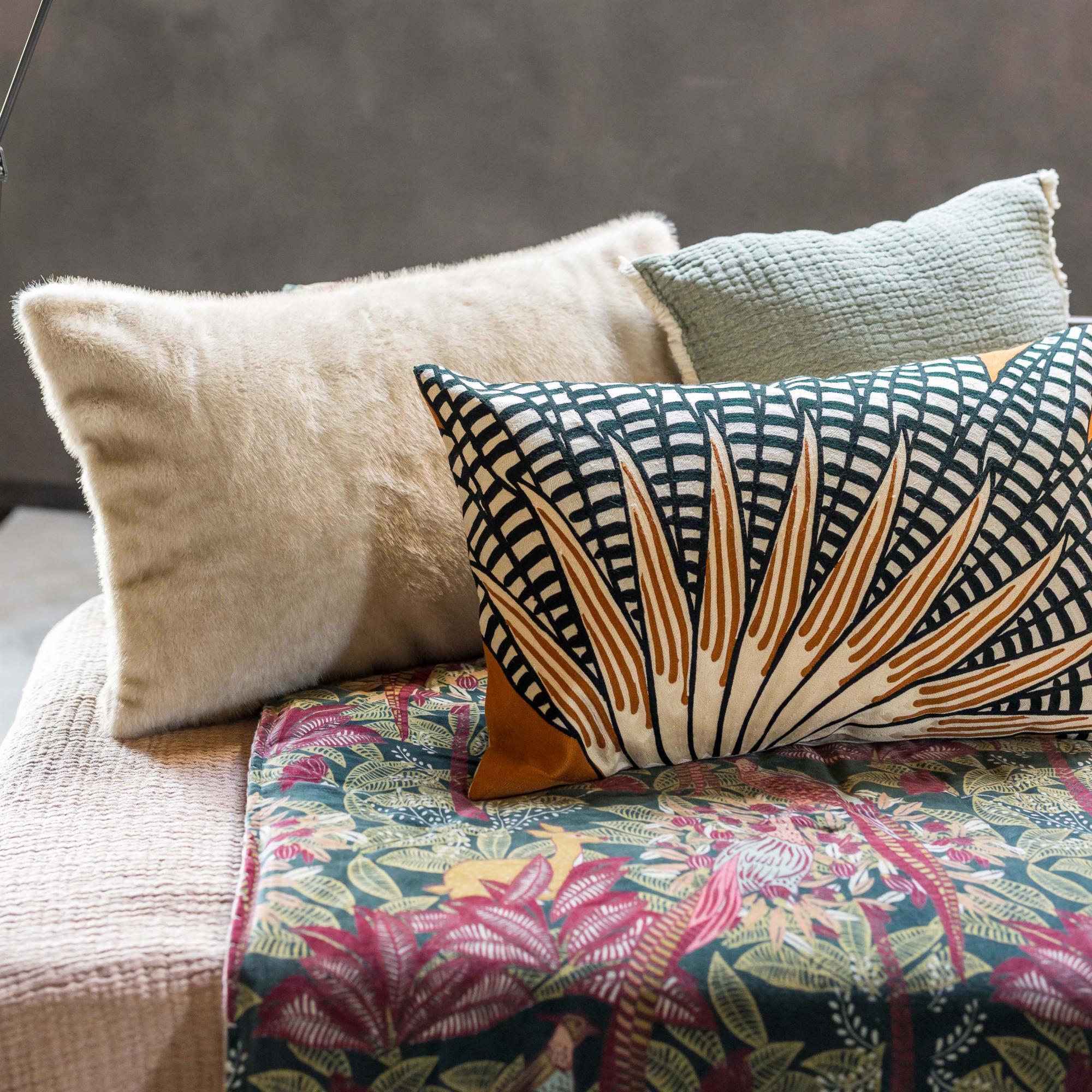 Coussin brodé Ewan