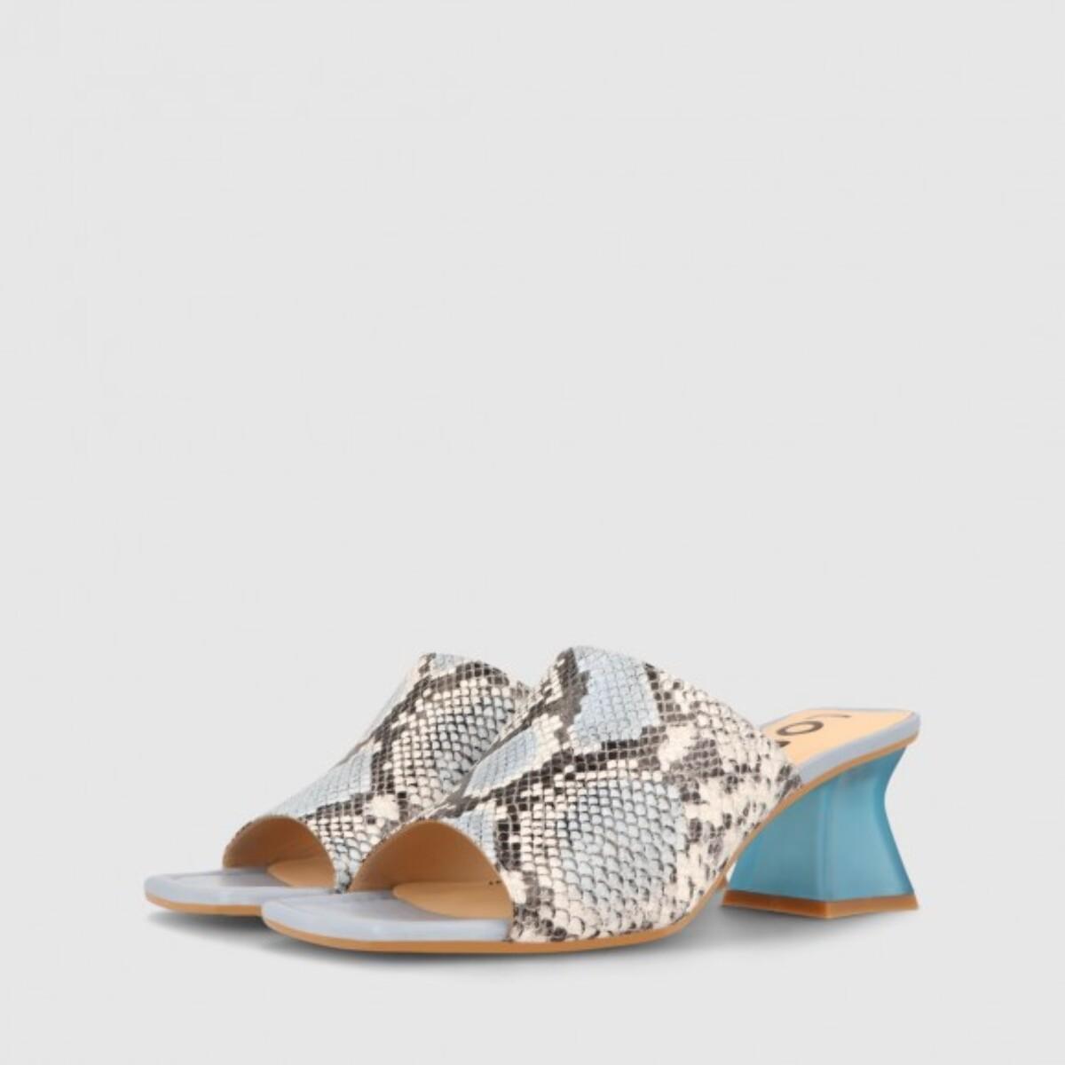 SANDALIAS AZULES MIN3005-SR