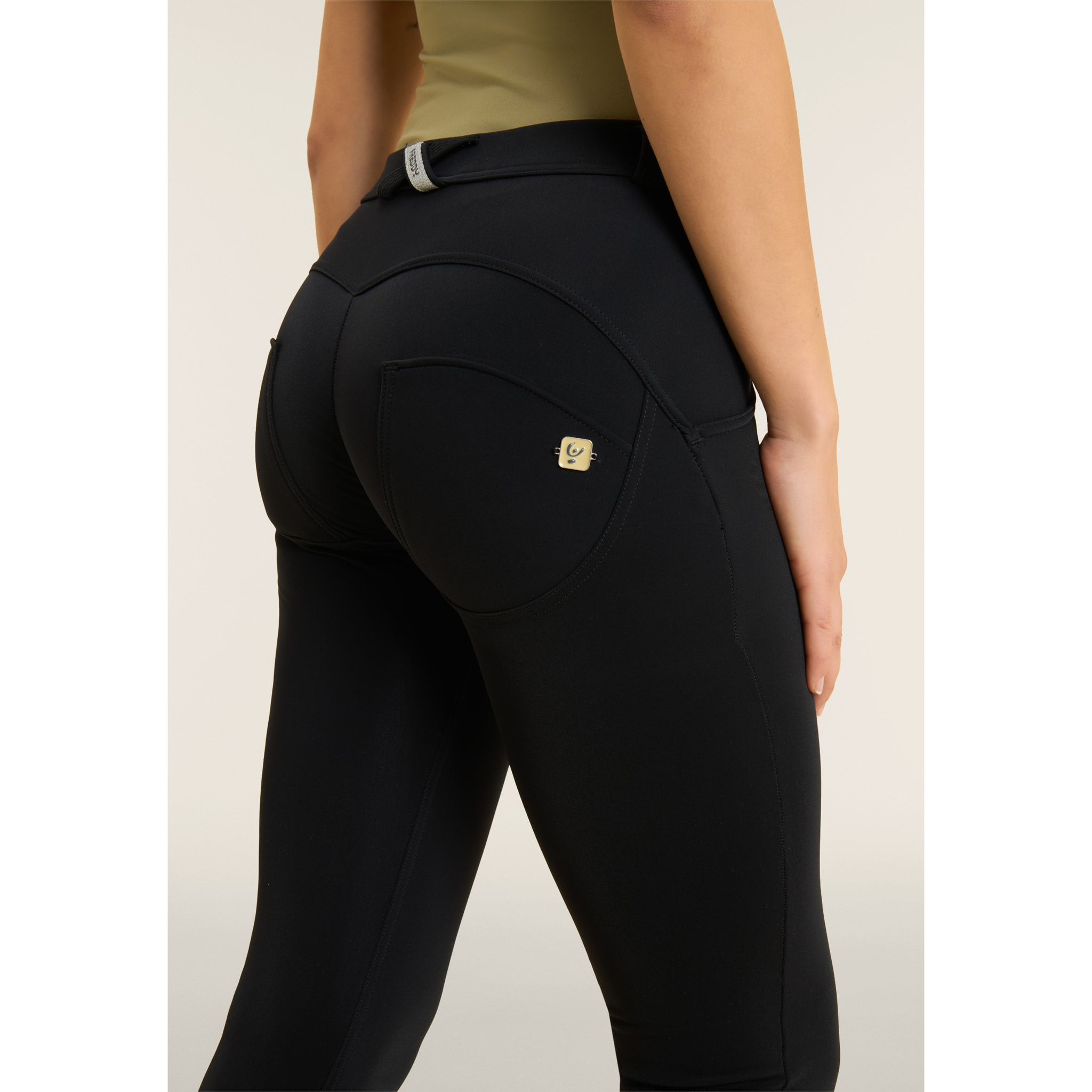 Pantaloni push up WR.UP® skinny jersey garzato vita regular