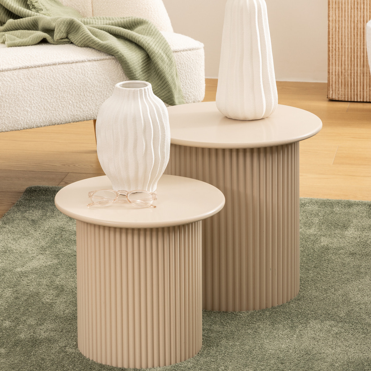 2 tables gigognes "Eino" beige 40x40x38cm
