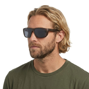 Gafas PALOALTO modelo KITESURF en color Montura marrón mate con lentes polarizadas ahumadas.