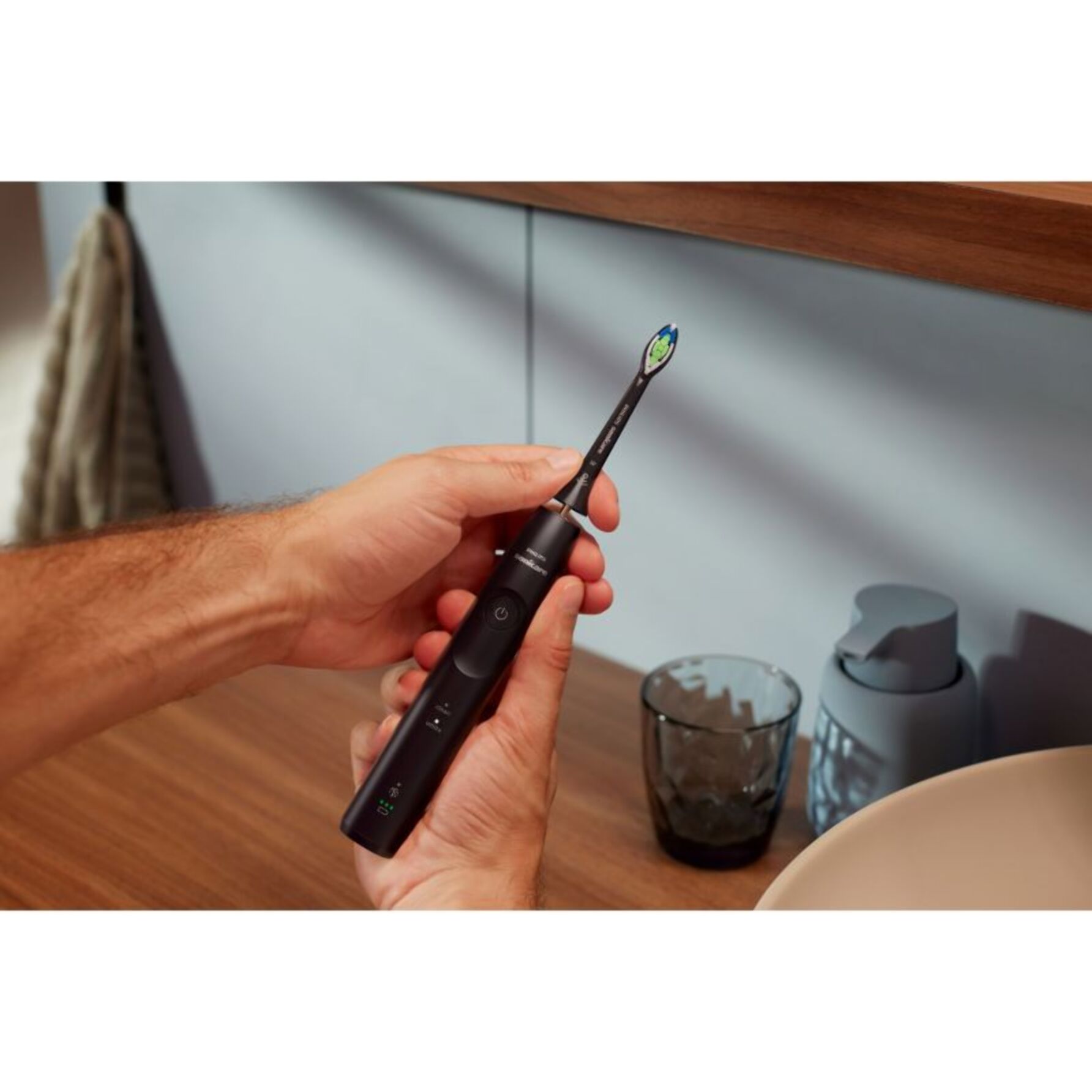 Brosse à dents électrique PHILIPS Sonicare 5500 series HX7111/01
