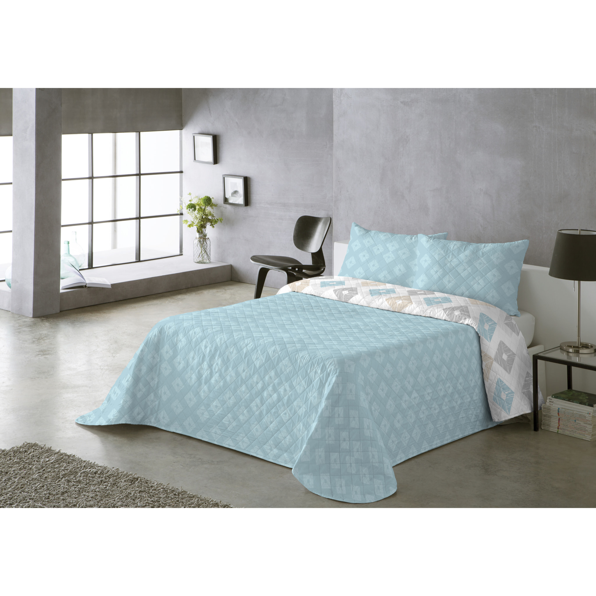 COLCHA ESTAMPADA REVERSIBLE ROMBOS AZUL