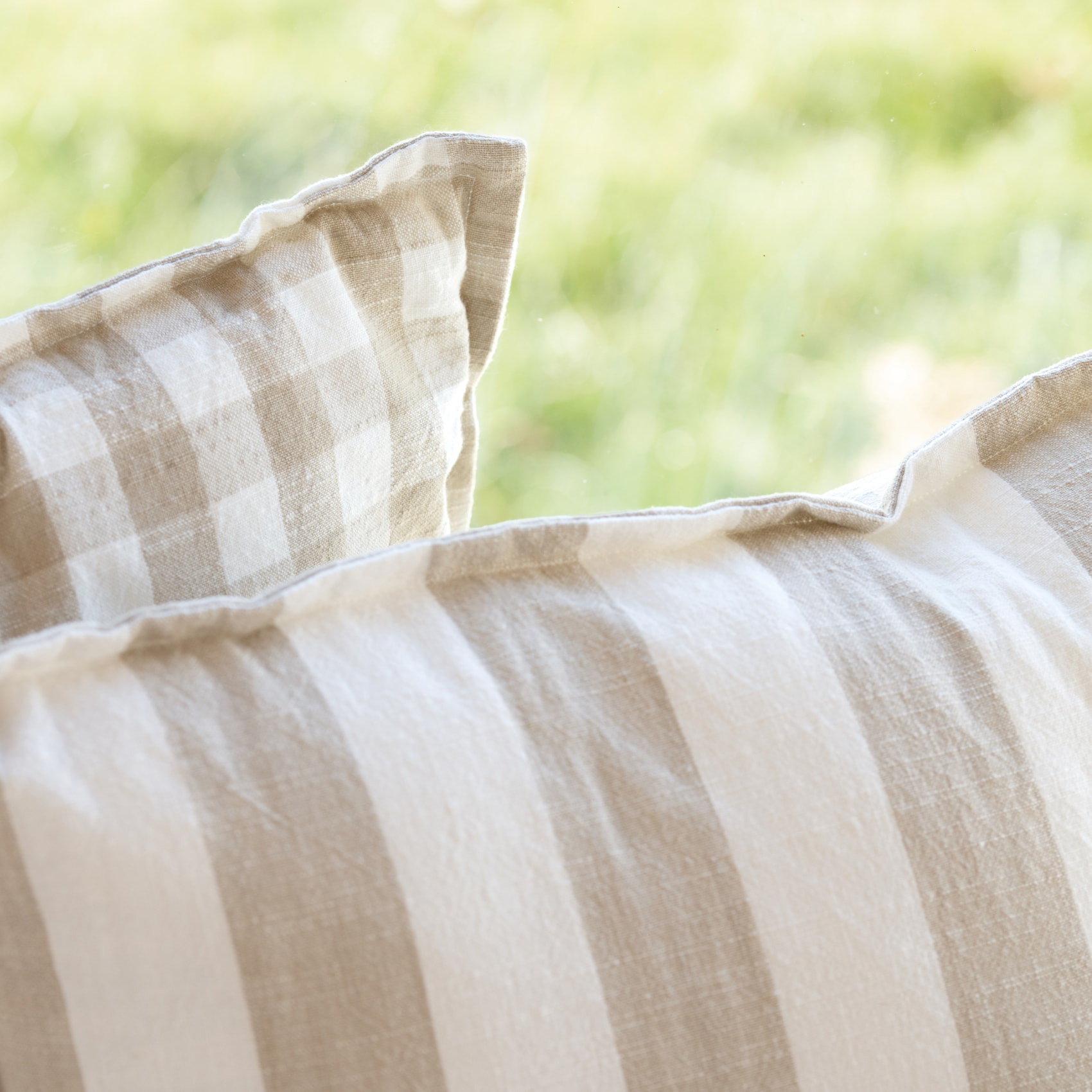 Housse de coussin recto-verso 100% coton rayures et vichy LOURMARIN - Beige