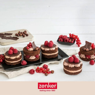 Set avec 1 Plaque pâtisserie avec 12 mini moules ronds, 1 spatule Zenker et 2 bols à mixer en inox Fackelmann