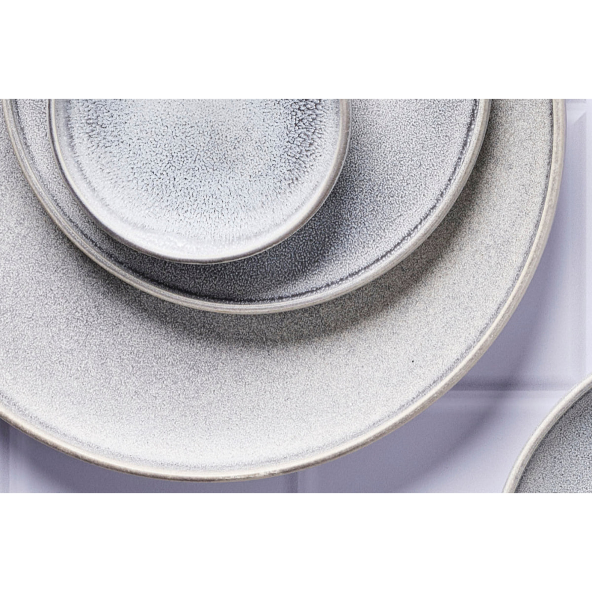 Service Complet STONE - 48 pièces - Gris lune