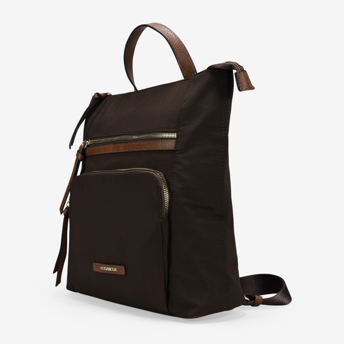 Mochila deportiva marrón con cremalleras metálicas