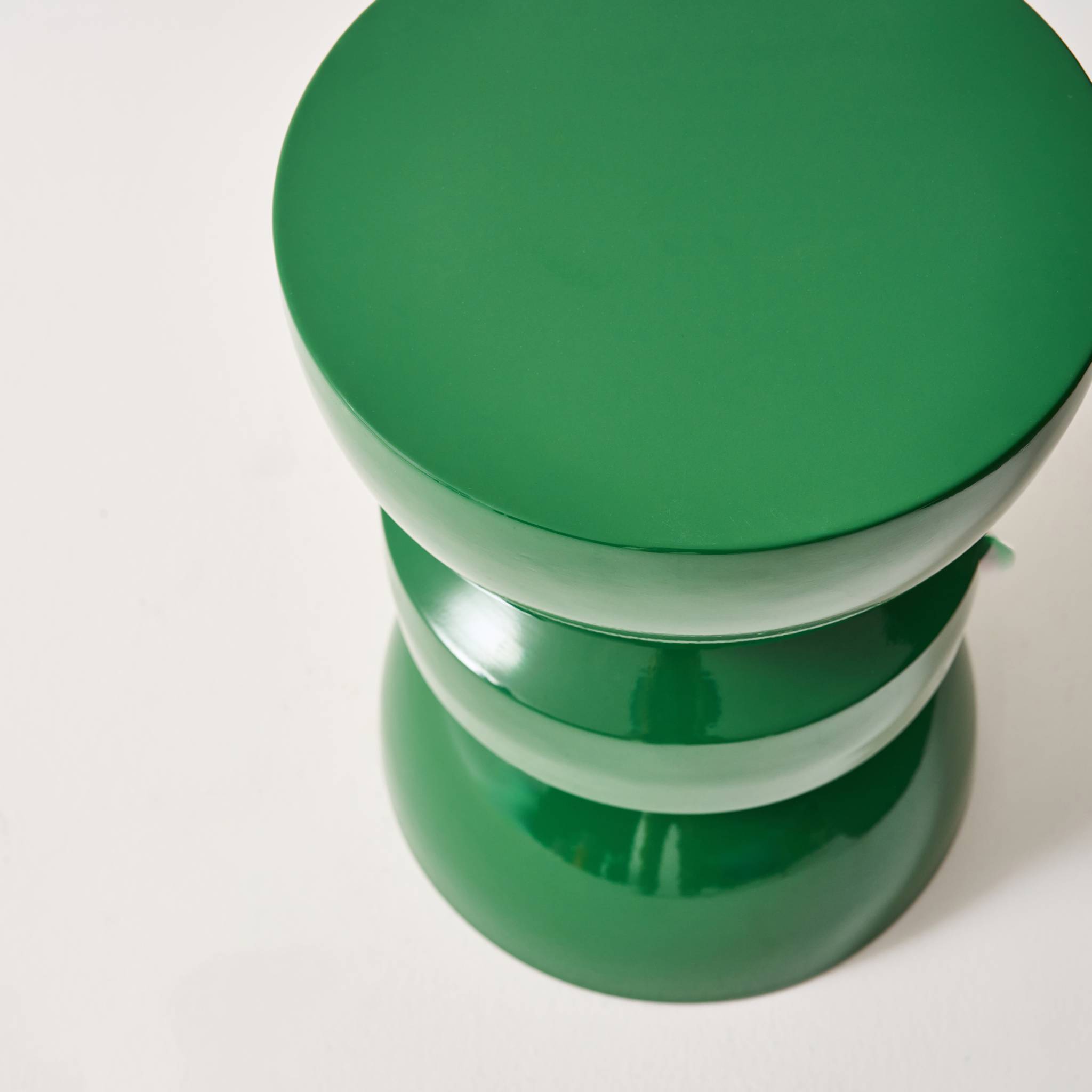Table d'appoint, bout de canapé, table de chevet métal effet glossy Ø32 x H44,5cm ASSA