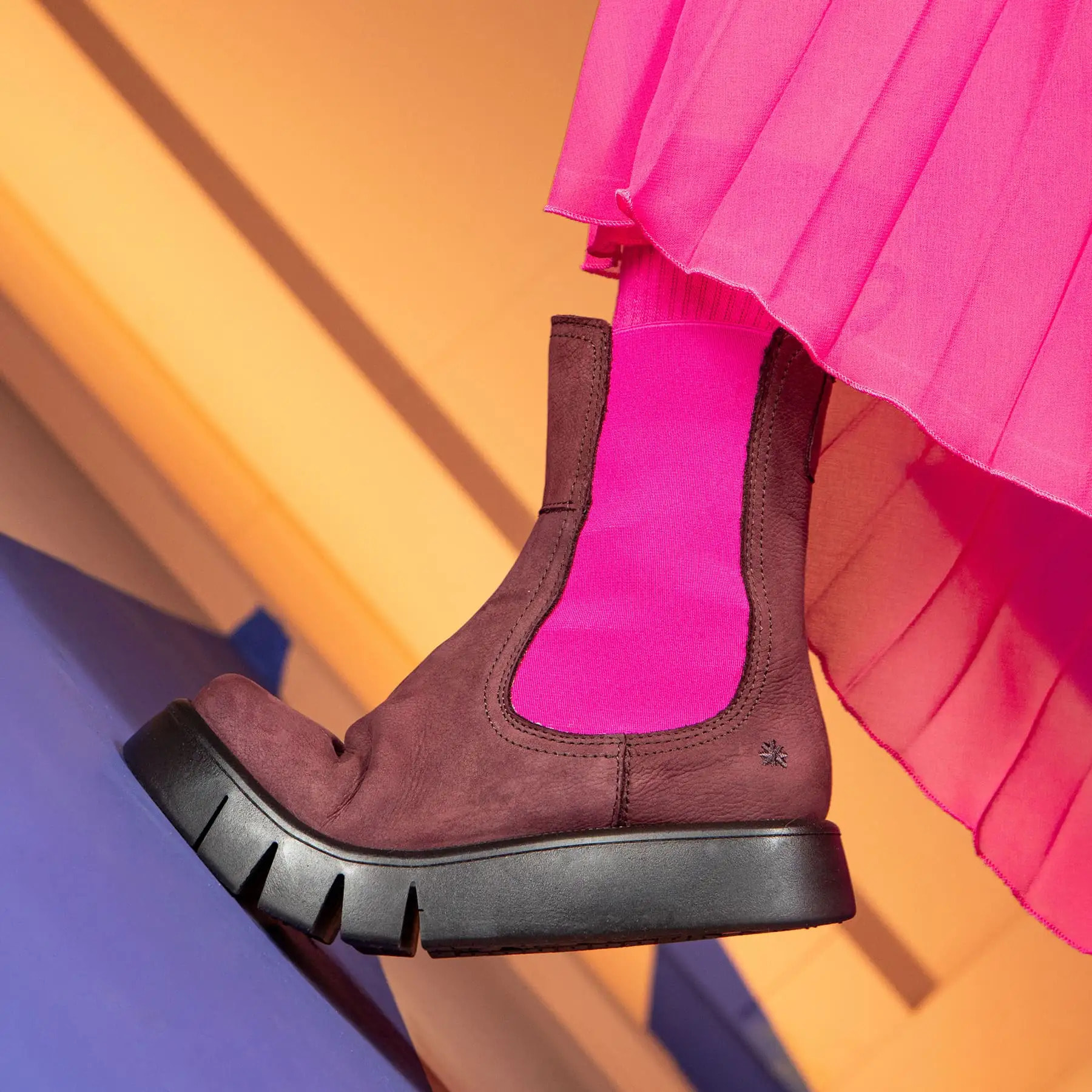 Botines 1345 NOBUCK BURDEOS-FUCSIA/ MALAGA color Burdeos-fucsia