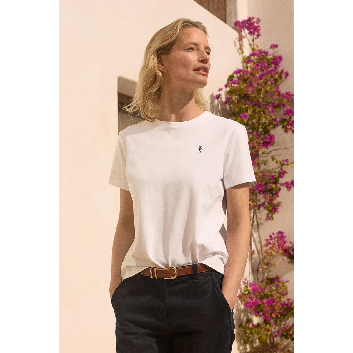 Maglietta bianca a maniche corte e a girocollo con ricamo Rigby Go